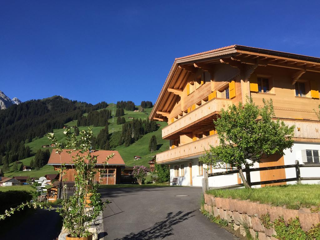 Chalet Butterfly Adelboden Bagian luar foto